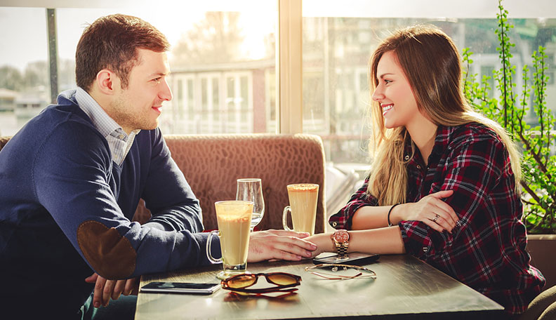 Comment flirter avec une fille timide